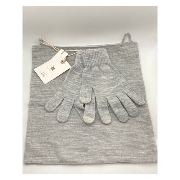 LOOK BY M Women's Heather Gray Scarf and Glove Set SZ OS - Picture 2 of 8